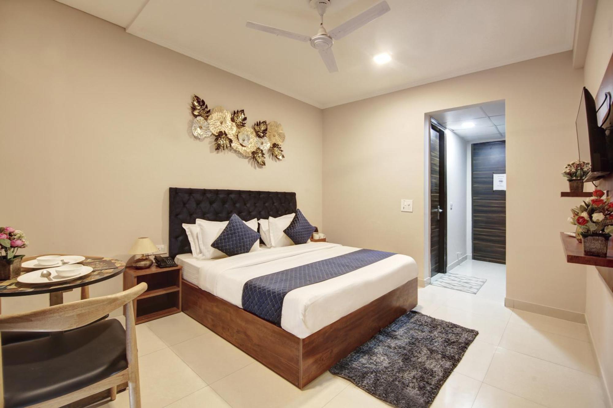 Limewood Stay - Executive Huda City Center Gurgaon Exterior photo